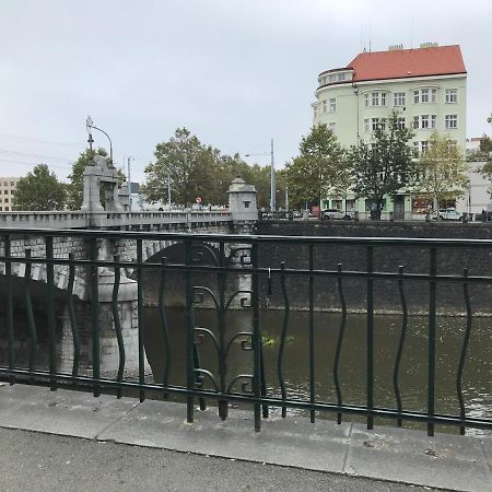 Apartman Mrakodrap Пилзен Екстериор снимка