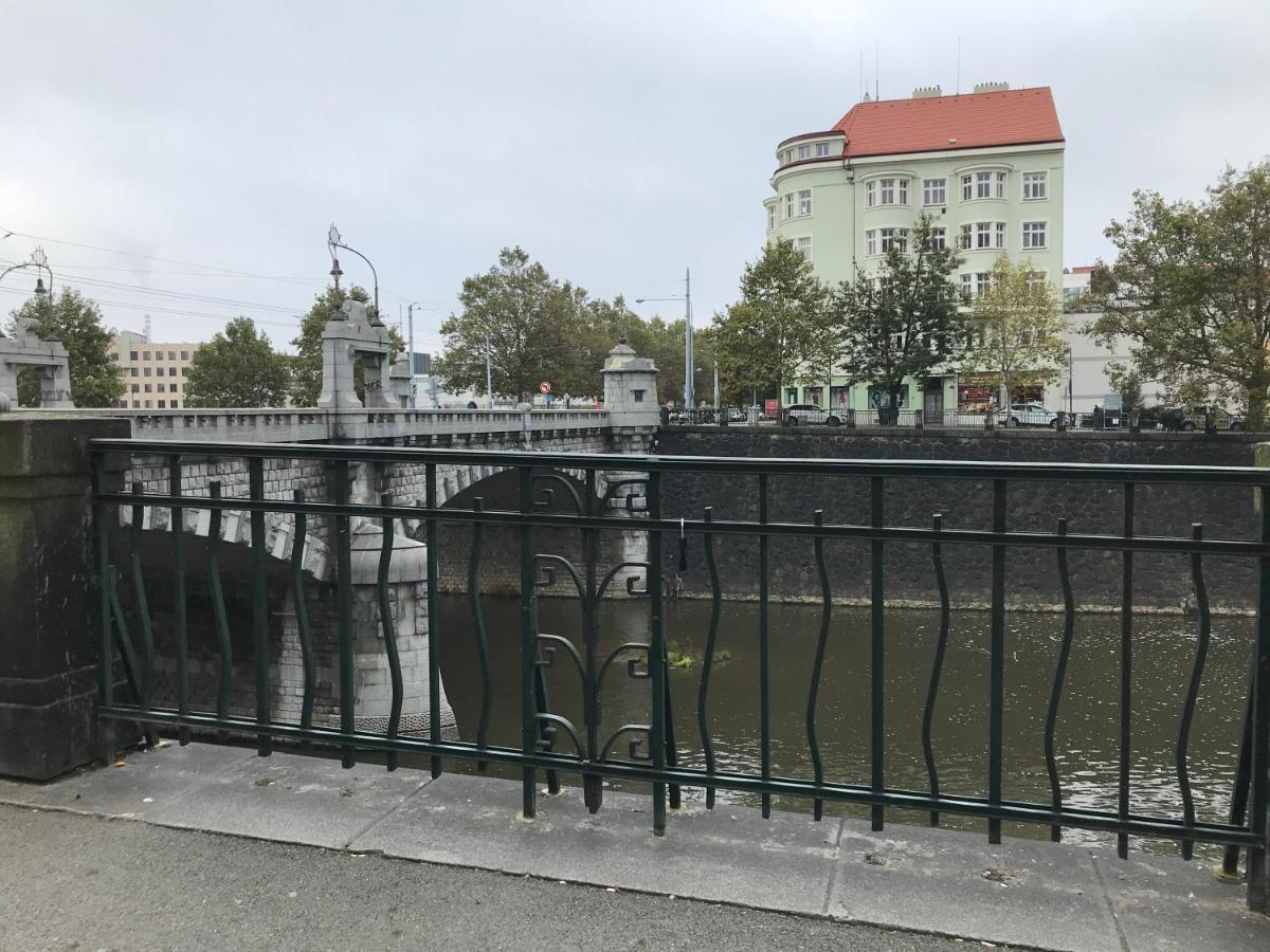 Apartman Mrakodrap Пилзен Екстериор снимка